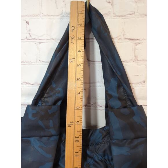 Marc Jacobs Quilted Nylon Knot Large Tote Bag Camouflage Midnight Blue Dust Bag - Picture 13 of 14